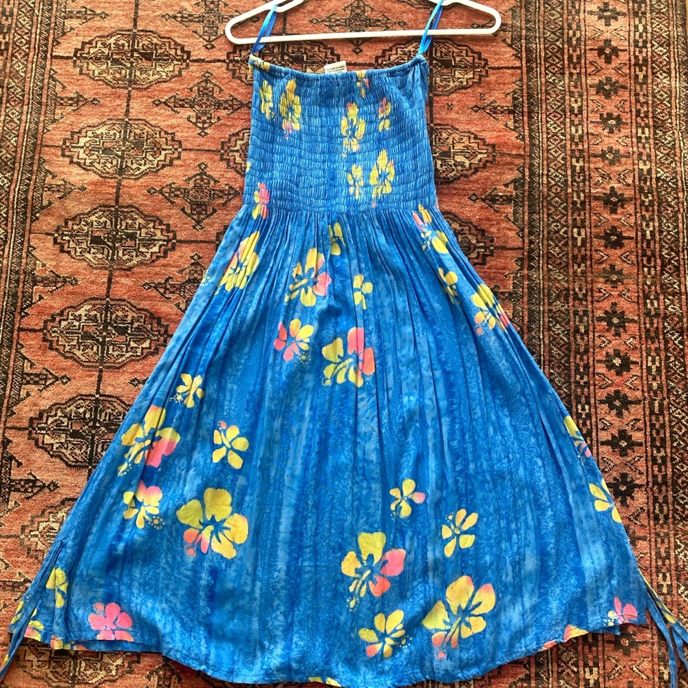 Strapless Hawaiian ruched dress